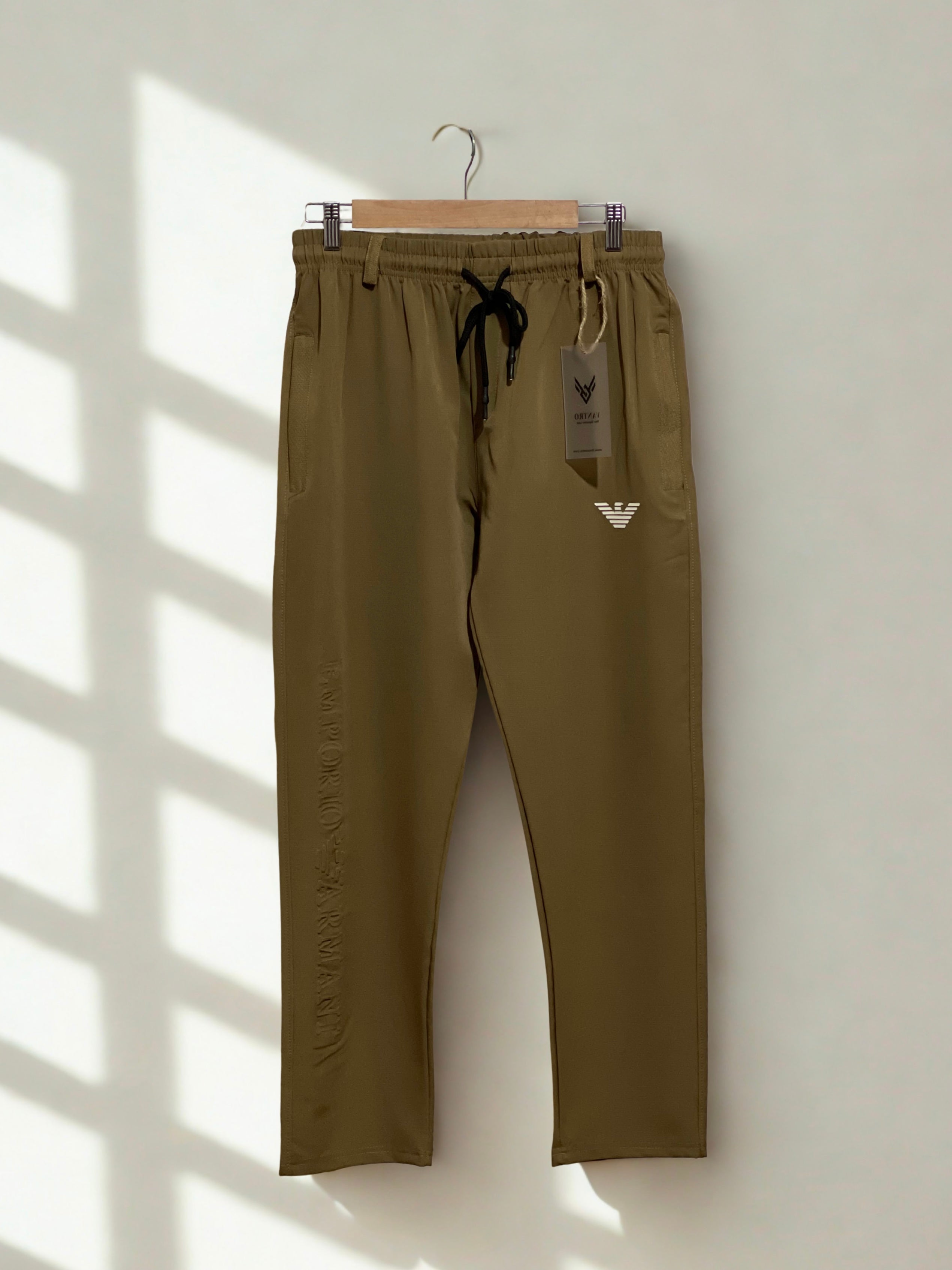 Classic Emporio Armani Straight-Fit Trousers
