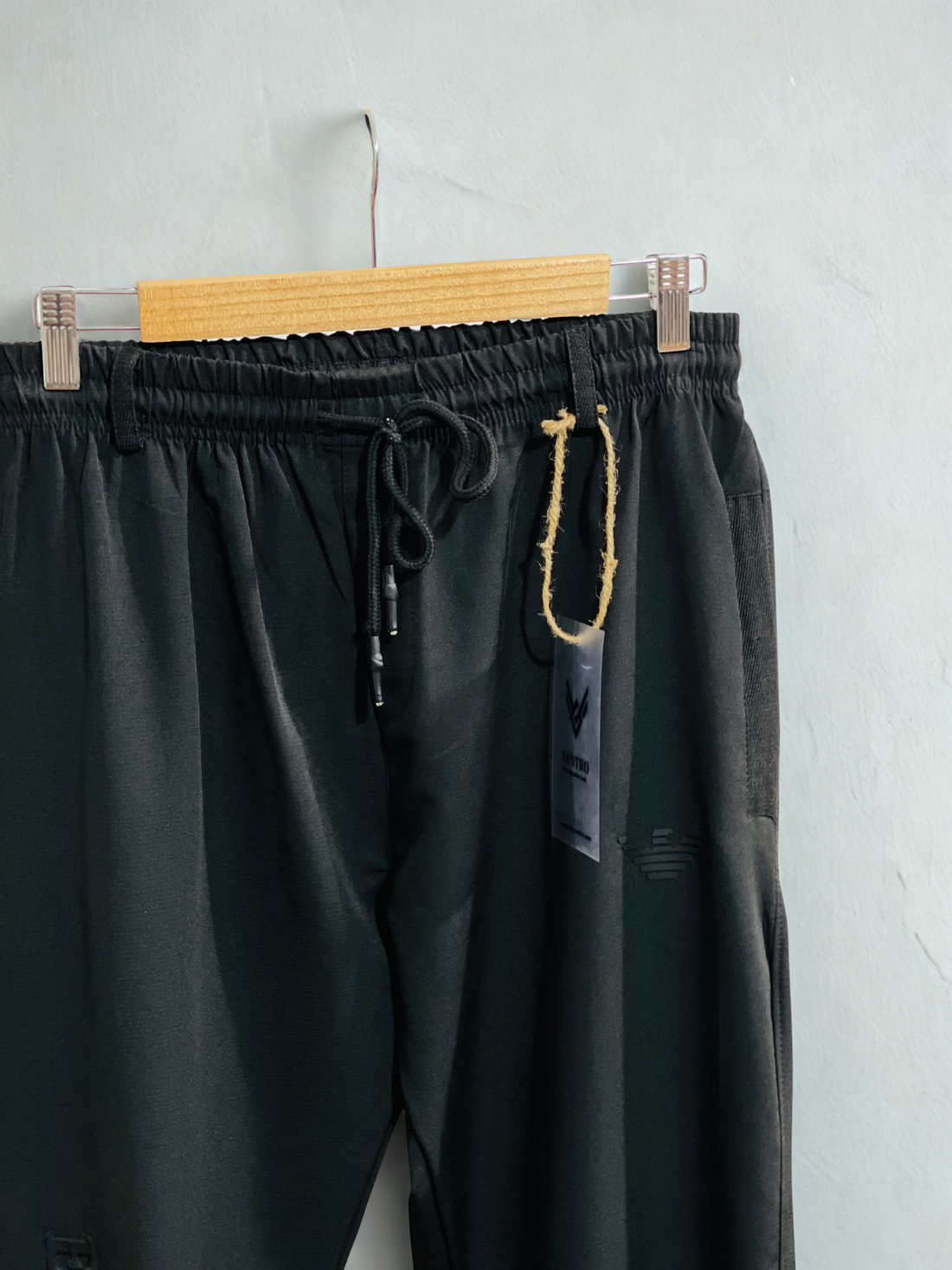 Classic Emporio Armani Straight-Fit Trousers